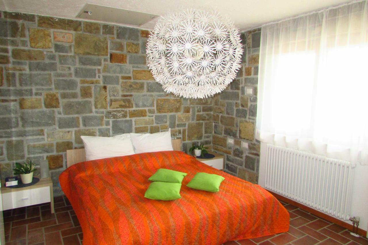 Holiday House Ida Marezige Buitenkant foto